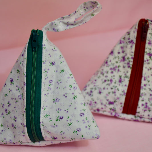 Pyramid Pouch || Vintage Flowers