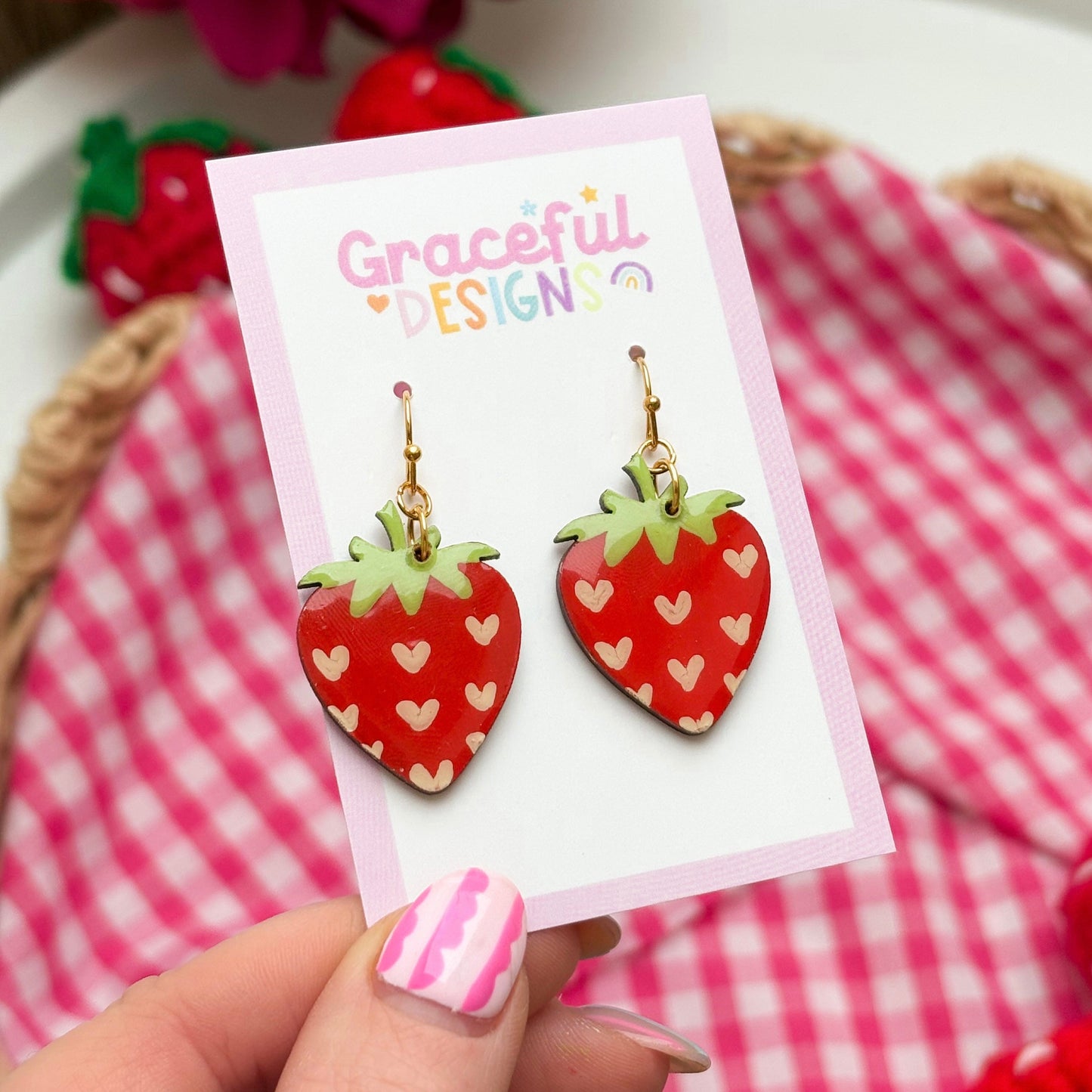 Love-Seed Strawberries Earrings