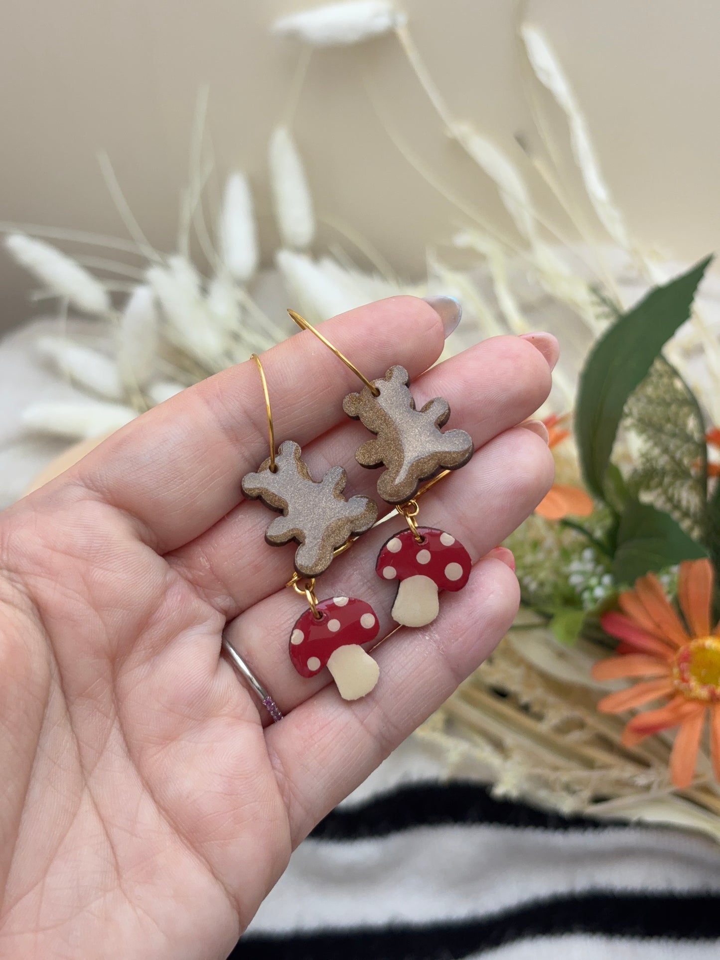 Tiny Toadstools // Earrings