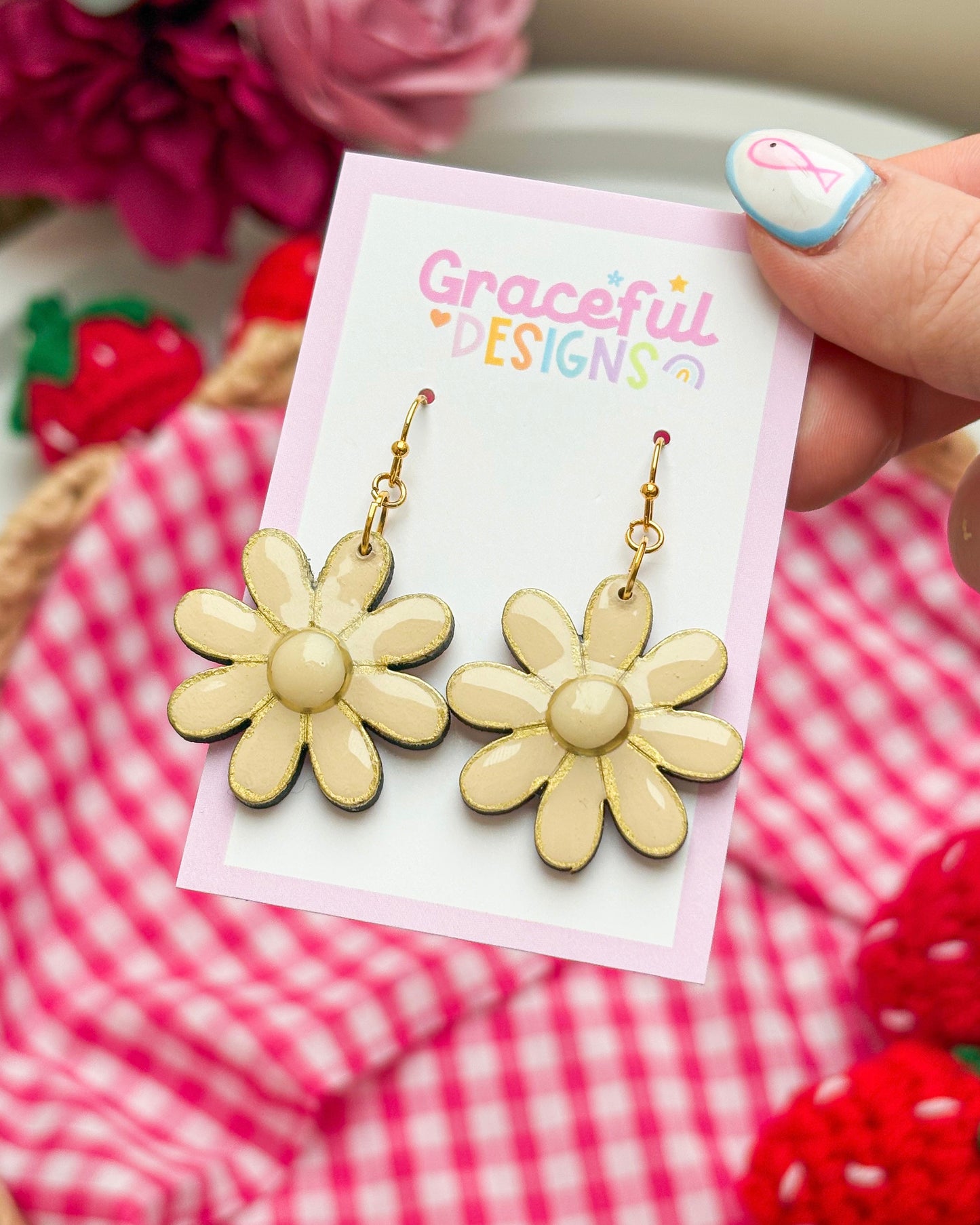 Sweetheart Daisy Drops Earrings