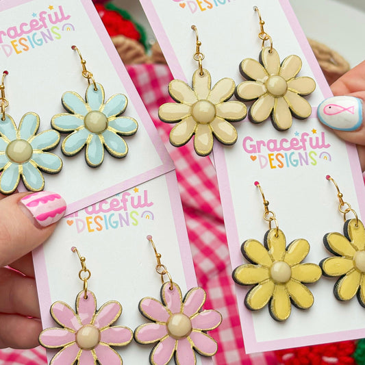 Sweetheart Daisy Drops Earrings