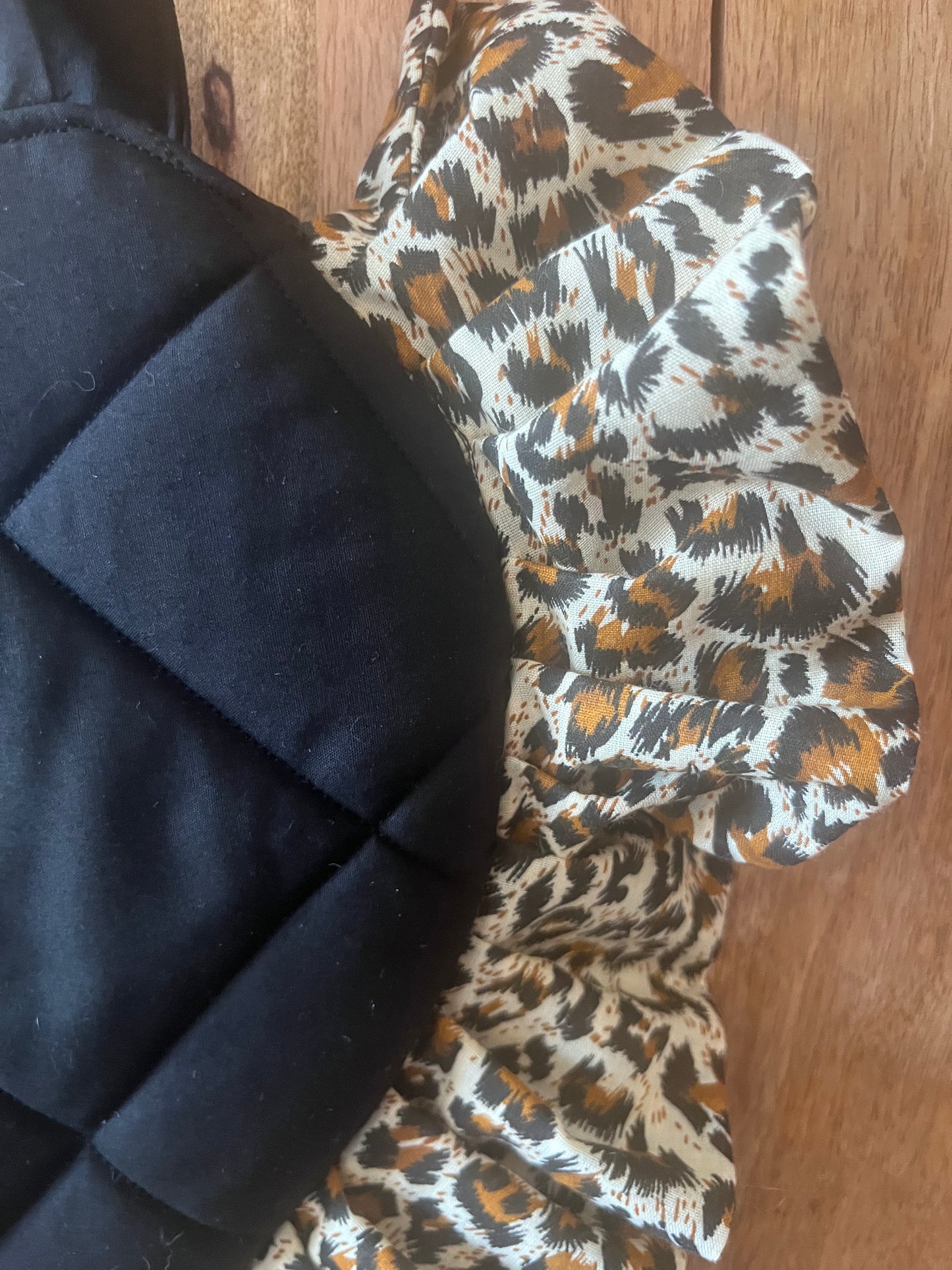 Small Leopard Print Frill Heart Tote Bag
