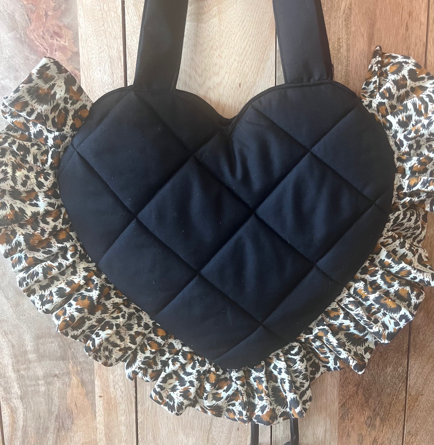 Small Leopard Print Frill Heart Tote Bag