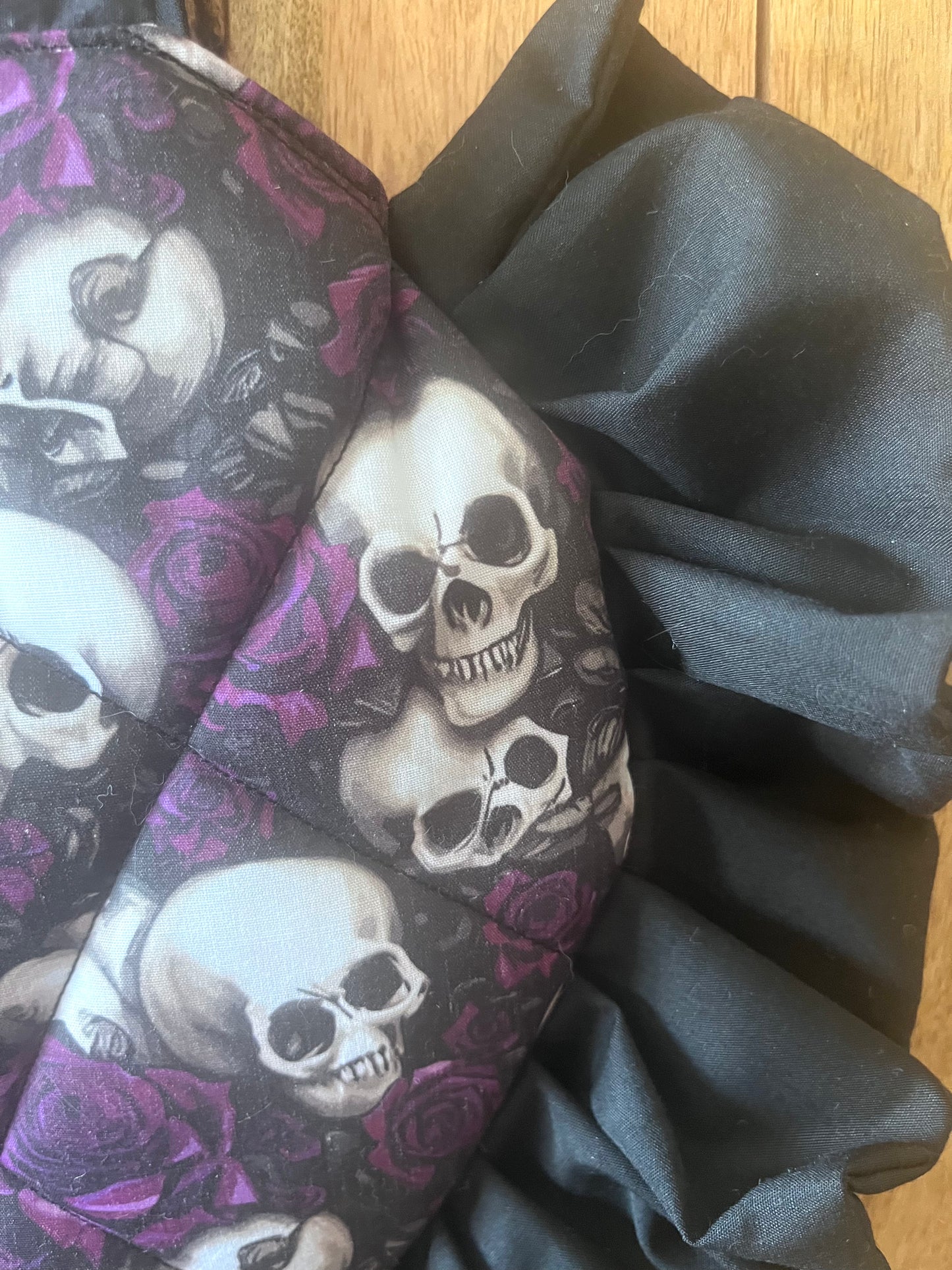 Small Skull Frill Heart Tote Bag (with bow)