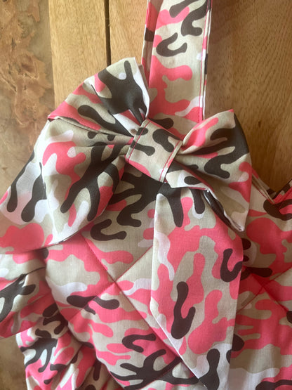 Small Pink Camo Frill Heart Tote Bag (with bow)