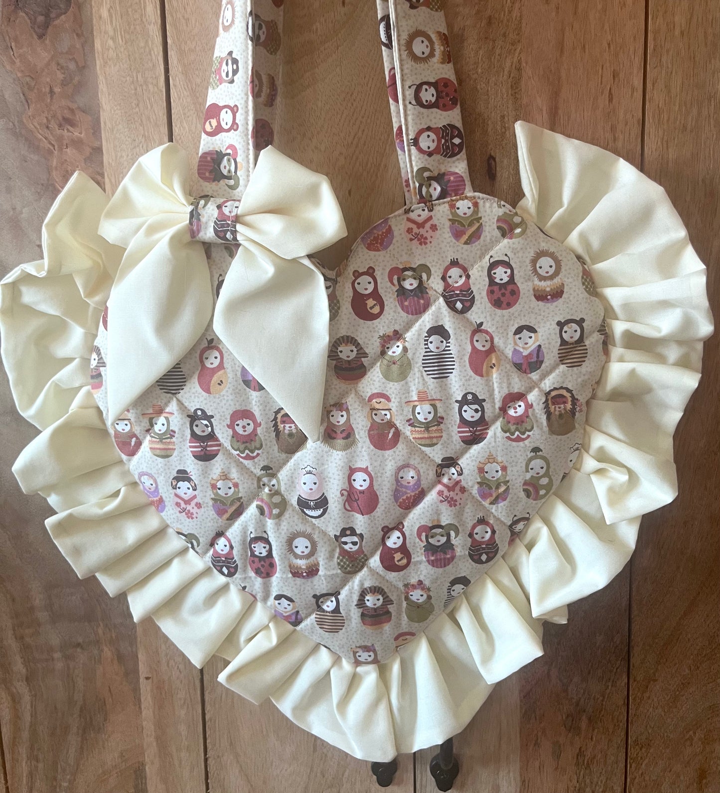 Small Cream Pattern Frill Heart Tote Bag (with bow)