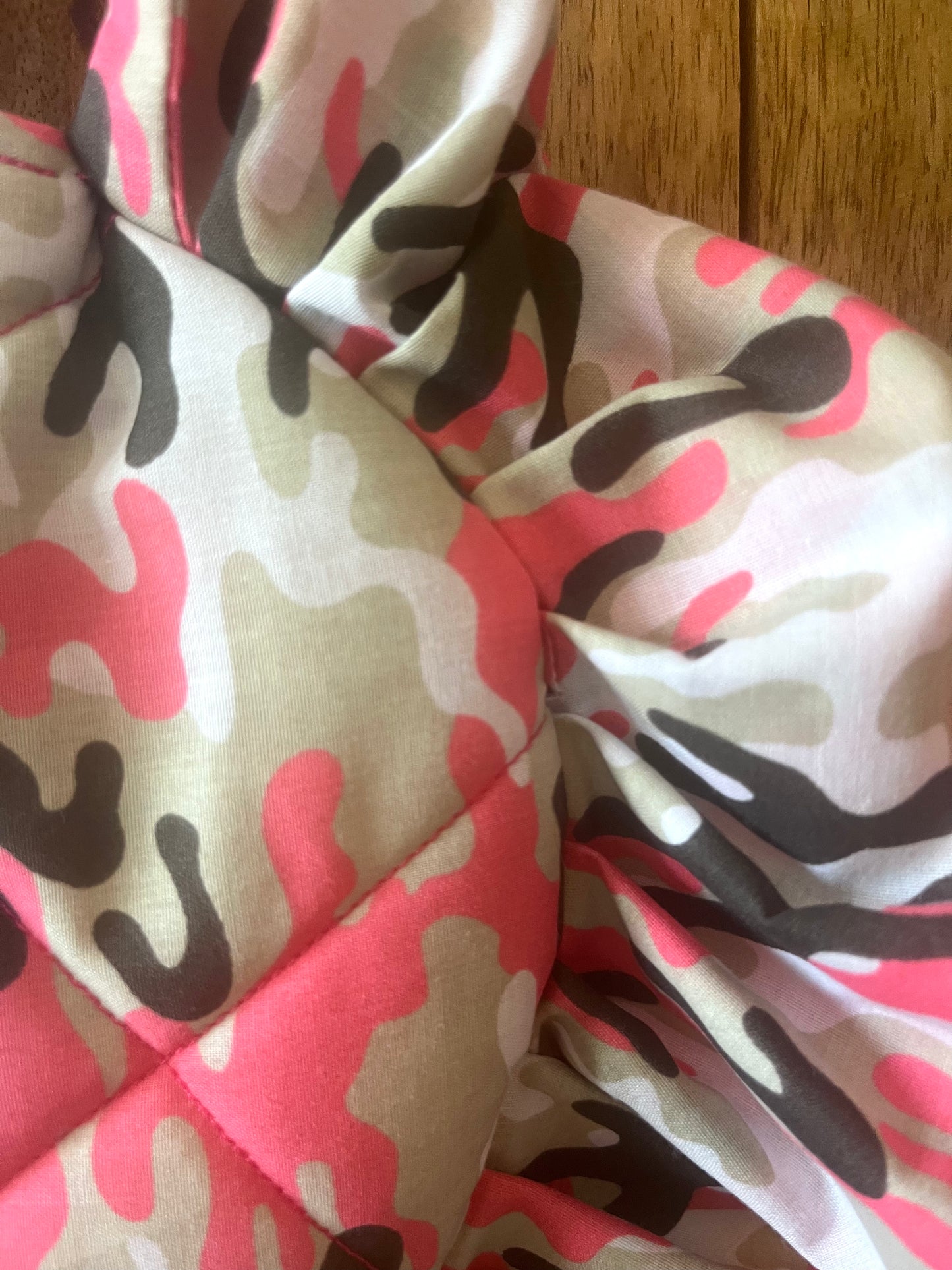 Small Pink Camo Frill Heart Tote Bag