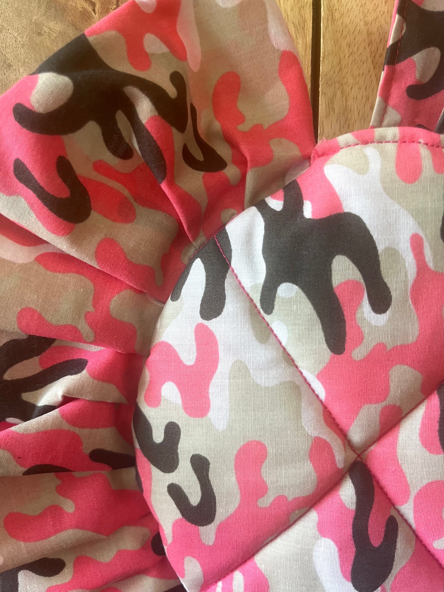 Small Pink Camo Frill Heart Tote Bag