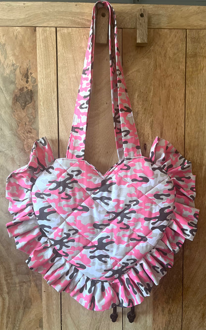 Small Pink Camo Frill Heart Tote Bag
